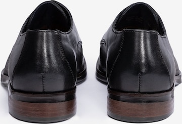 Chaussure à lacets 'Ohio' LLOYD en noir