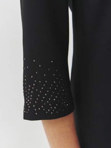 TATUUM - Vestido 'KIRIA' en negro
