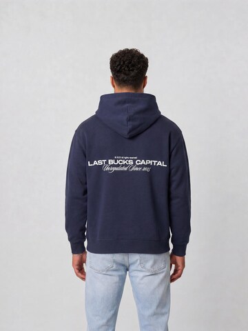 Last Bucks Bluza rozpinana 'Last Bucks | Capital Zip Hoodie' w kolorze niebieski