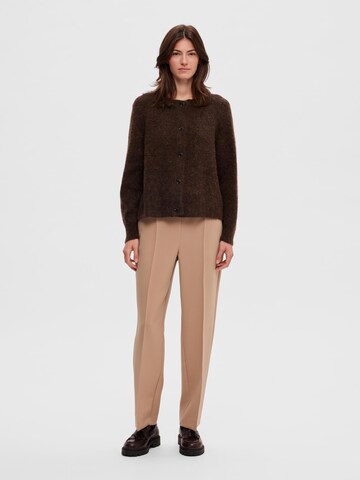 SELECTED FEMME Regular Pantalon 'Vinnie' in Bruin