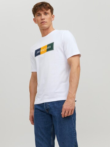 T-Shirt 'CODYY' JACK & JONES en blanc : devant