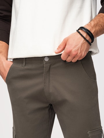 Ombre Regular Sports trousers in Grey
