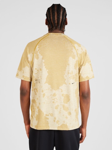 NIKE Funkcionalna majica 'ADV' | rumena barva