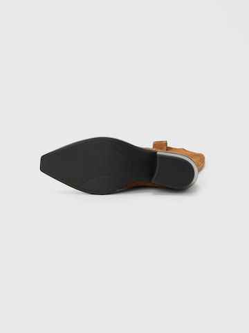 VAGABOND SHOEMAKERS Καουμπόικη μπότα 'KELSEY' σε καφέ