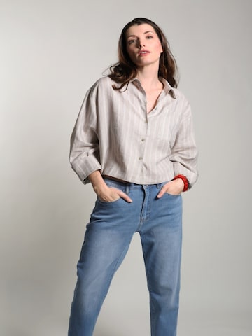 WEARABLE STORIES Bluse 'Lipa' in Beige