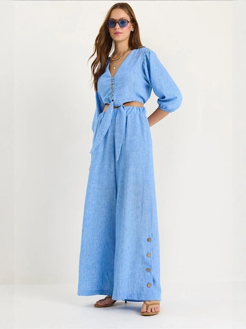 Completo pantalone di Bianco Lucci in blu