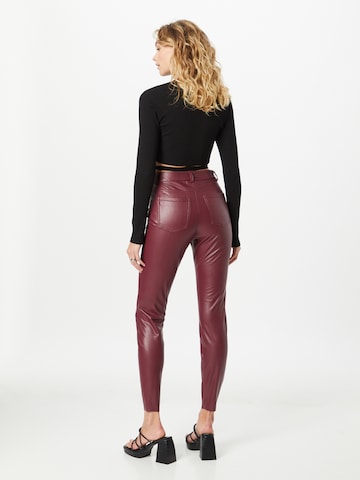 Noisy may - Slimfit Pantalón 'ELLY' en rojo