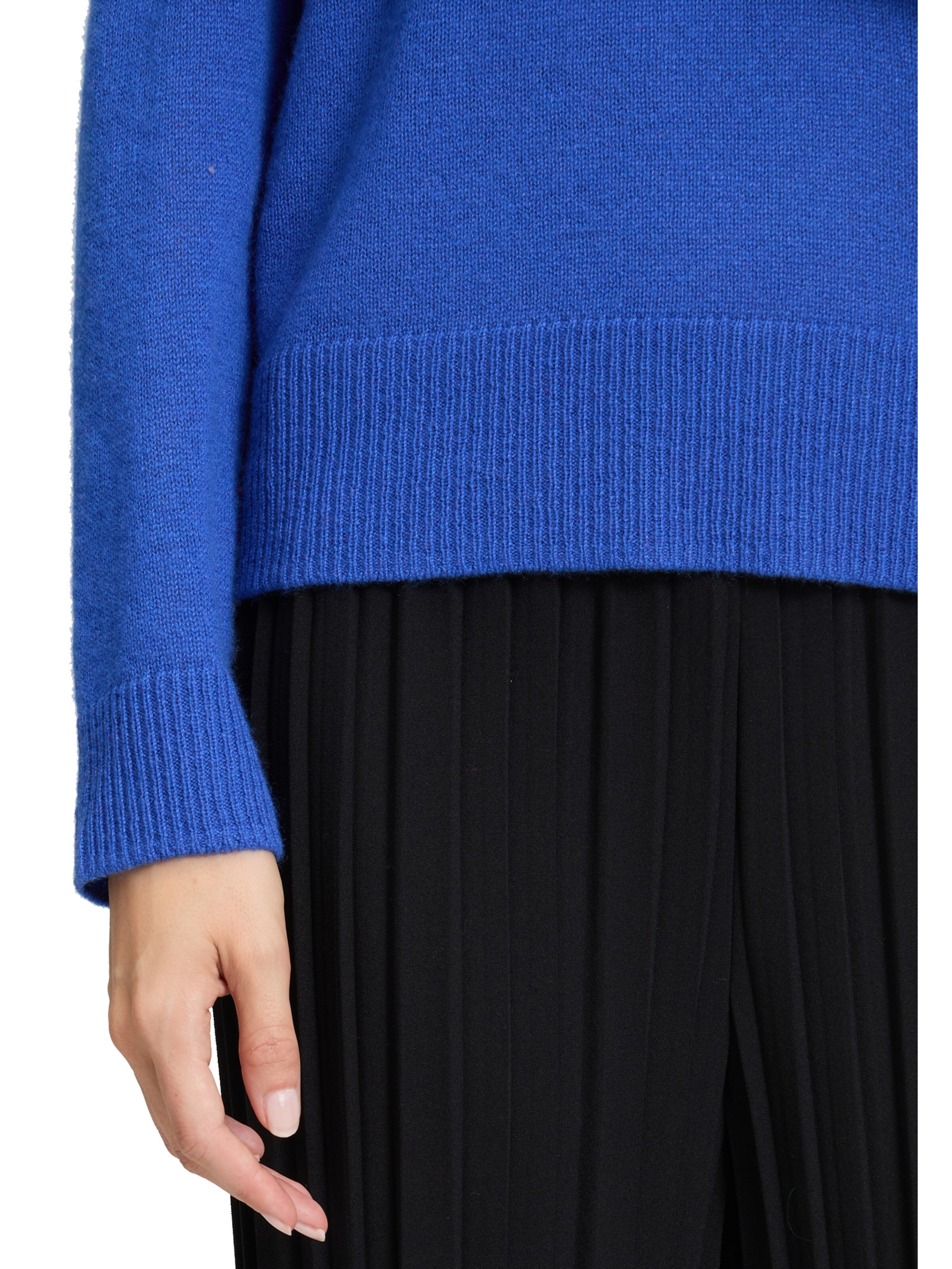 Betty Barclay Sweater in Blue