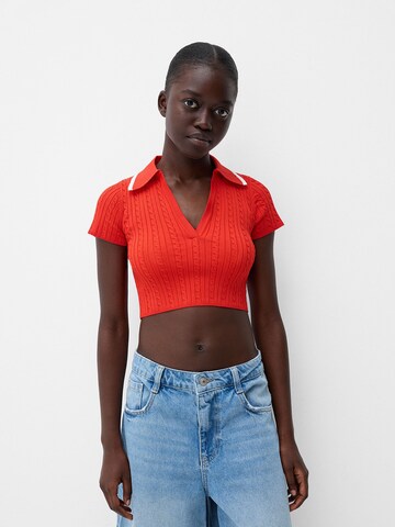 Pull-over Bershka en rouge : devant