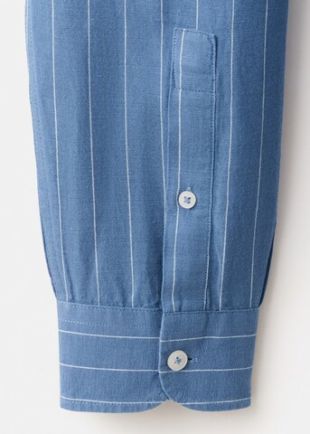 MANGO MAN Regular fit Button Up Shirt 'Rug' in Blue