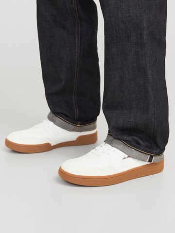 Sneaker low 'JFWBounce' de la JACK & JONES pe alb: față