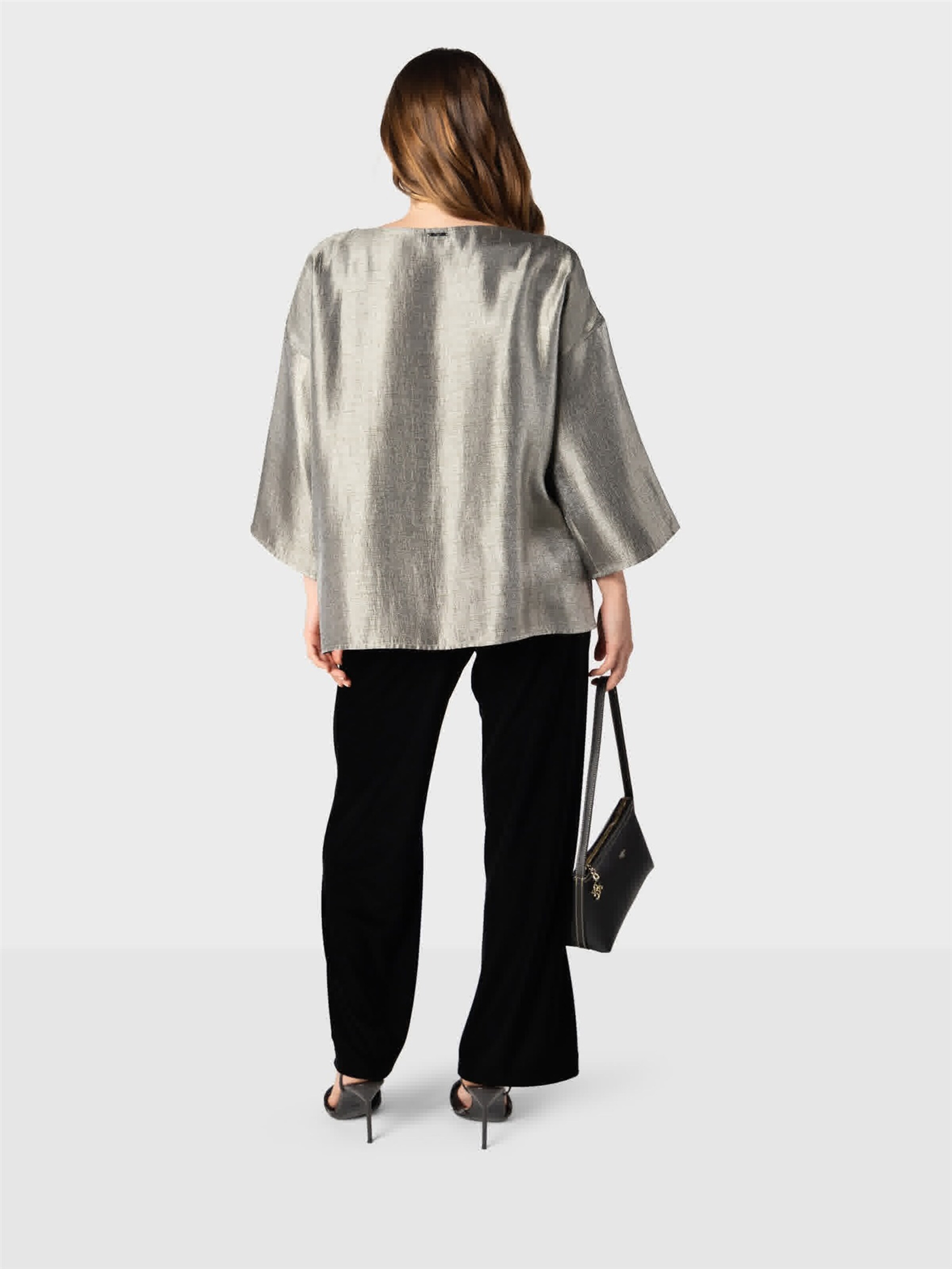 NAULOVER - Blusa ' ' em prata: atrás