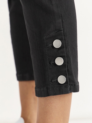 Cellbes of Sweden Slimfit Cropped Jeans mit Fünf-Taschen-Design in Schwarz