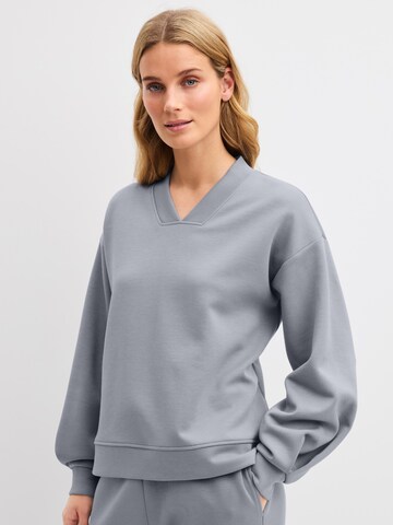 Felpa 'Natural Embrace' di CALIDA in grigio