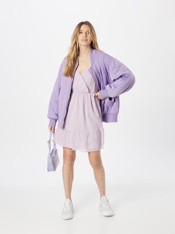 Robe 'Emma' ABOUT YOU en violet