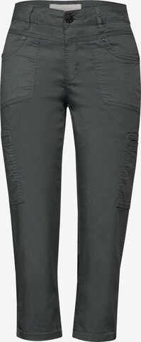 Coupe slim Pantalon cargo 'Yulius' STREET ONE en vert : devant