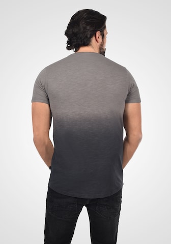 !Solid T-Shirt 'Divino' in Grau