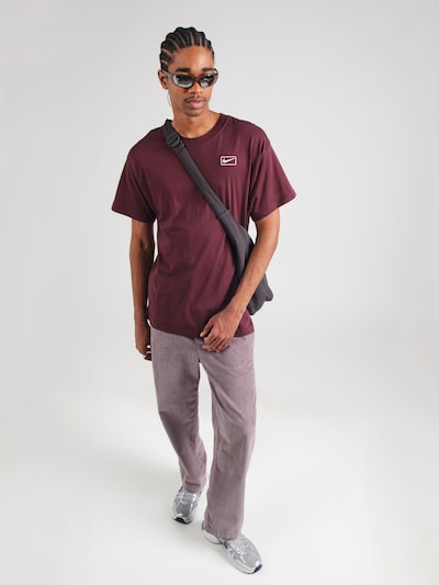 Nike Sportswear T-Shirt en jaune / bourgogne / blanc, Vue avec produit