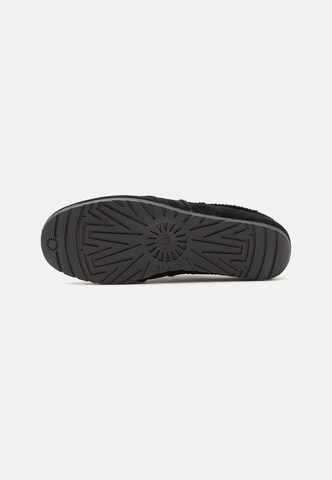 UGG - Bailarinas con hebilla en negro