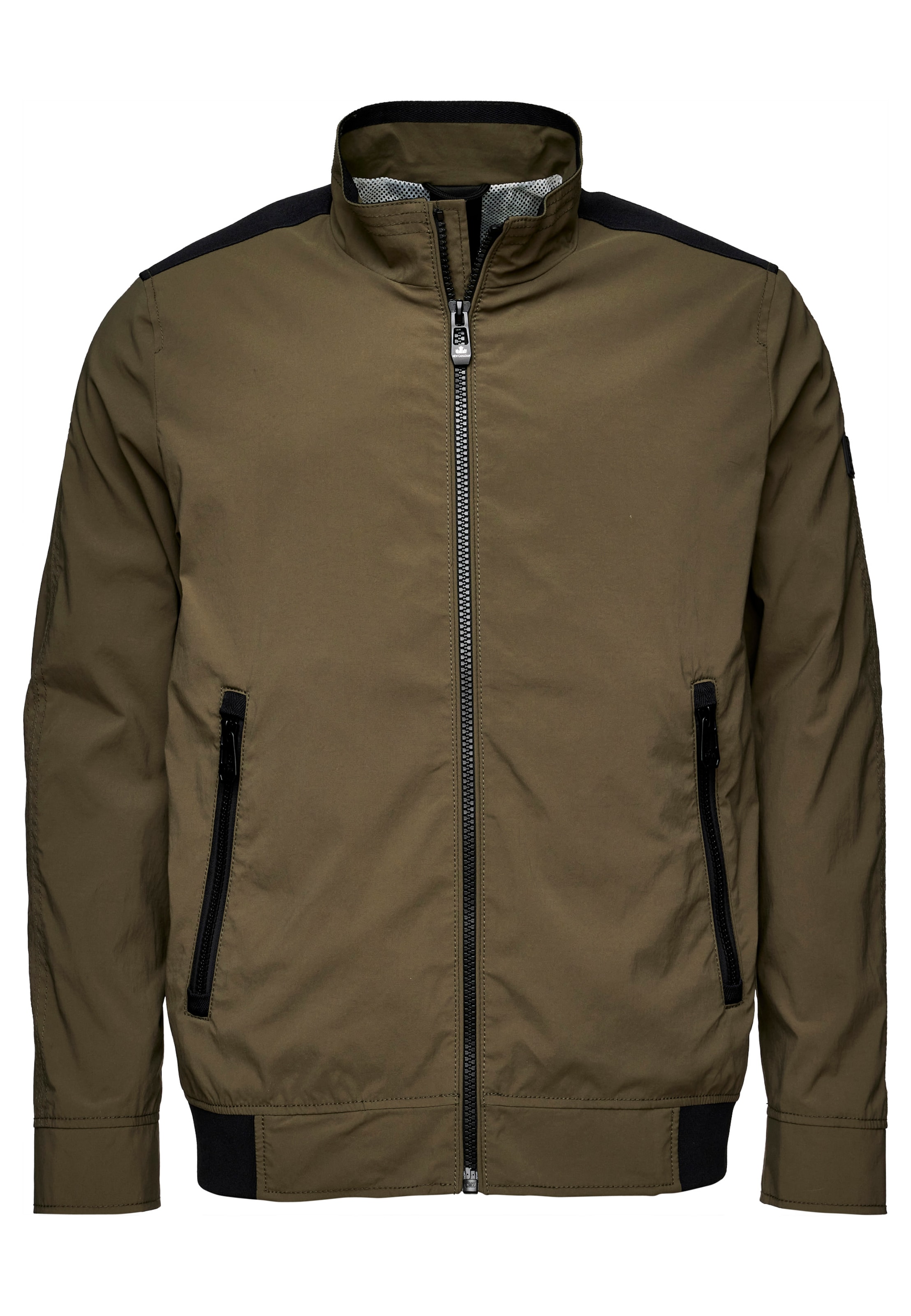 NEW CANADIAN Performance Jacket in Green: front