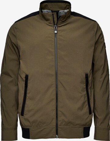 NEW CANADIAN Performance Jacket in Green: front