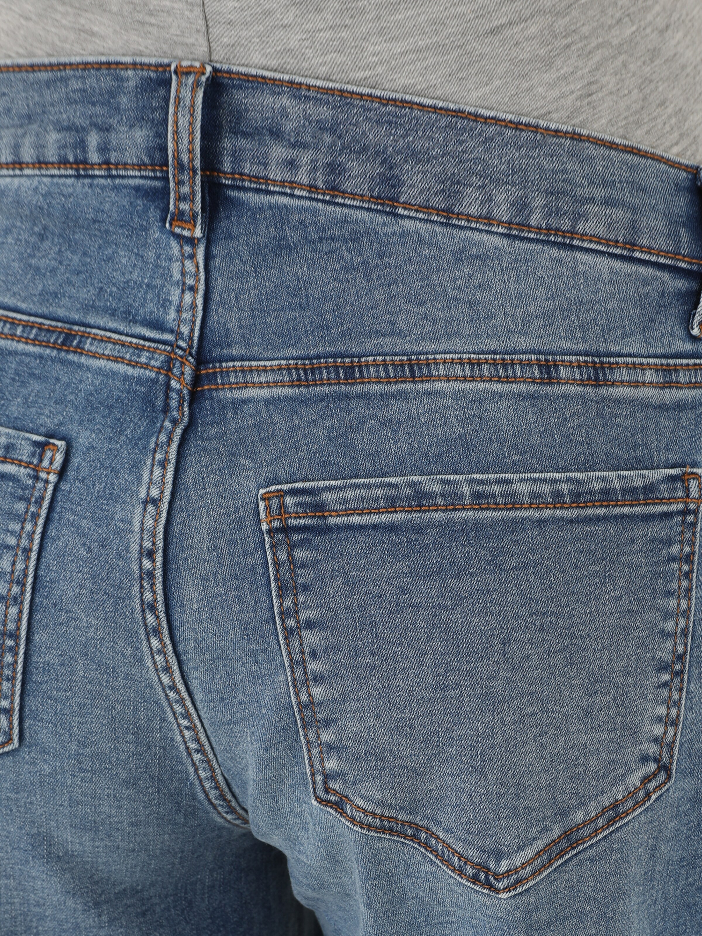 MAMALICIOUS Широка кройка Дънки 'MLALBERTE' в синьо