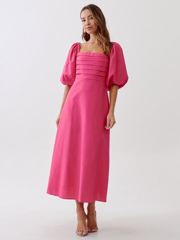 Tussah Dress 'ROSANNA' in Pink: front