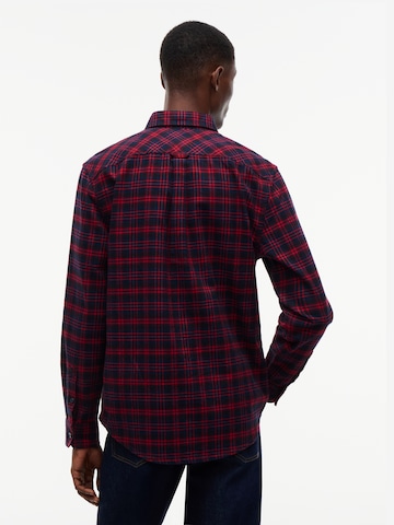 Tommy Jeans Regular fit Srajca | rdeča barva