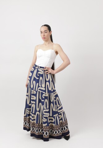 Elara Rok in Blauw