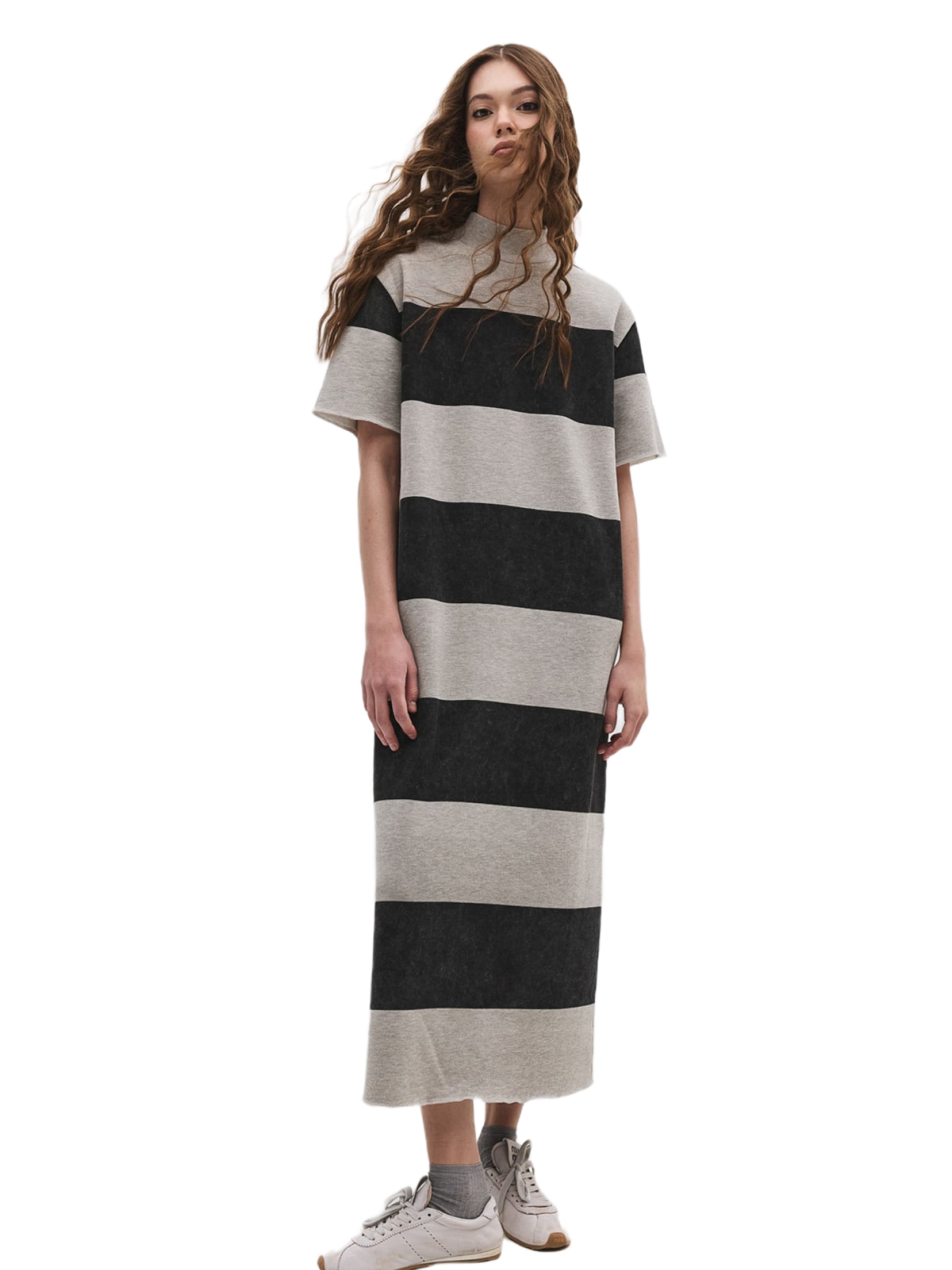 No Matter What Kleid in Schwarz: Vorderseite