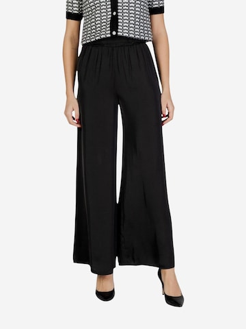 Wide leg Pantaloni '261-PWENDA' di Morgan De Toi in nero: frontale