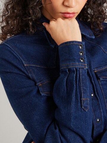 Camicia da donna 'Lana' di Daahls by Emma Roberts exclusively for ABOUT YOU in blu