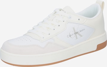 Baskets basses Calvin Klein Jeans en blanc : devant