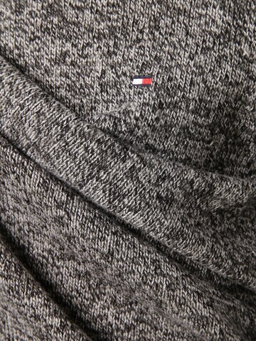 TOMMY HILFIGER Sweater ' ' in Grey