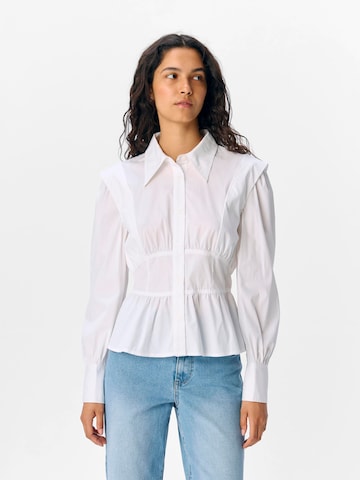 OBJECT Blouse in White: front