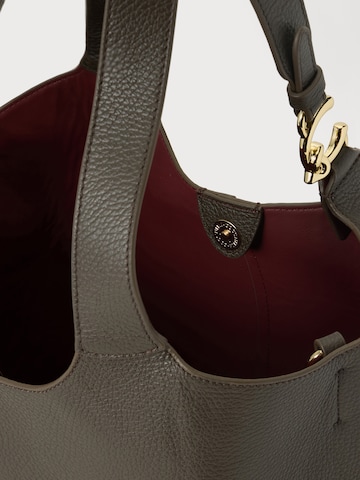 Sac bandoulière 'C-EASY' Coccinelle en marron