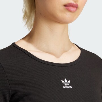ADIDAS ORIGINALS Футболка 'Essentials' в Черный