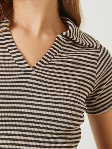 Maglietta di Bianco Lucci in beige