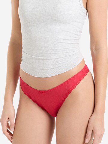 ETAM Thong 'PILLOW TALK' in Red: front