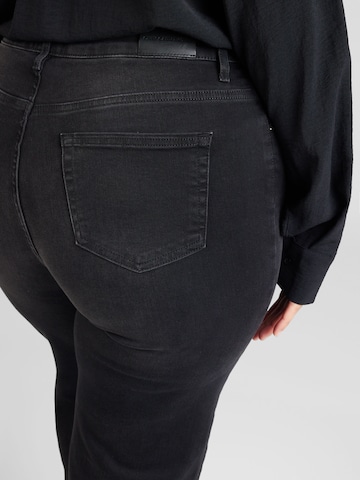 ONLY Carmakoma - Tapered Vaquero 'Willy' en negro