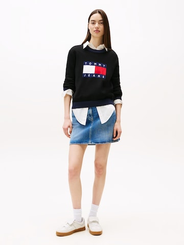 Pulover de la Tommy Jeans pe negru