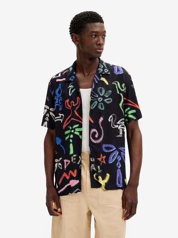 Desigual Классический крой Рубашка в Черный: спереди