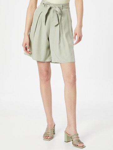 VERO MODA Loose fit Pleat-front trousers 'LILIANA' in Green: front