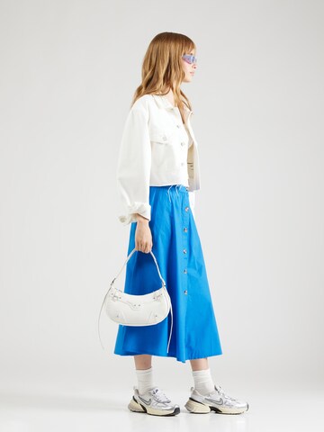 Gonna 'Anna' di ABOUT YOU in blu