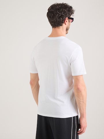 Tricou de la SCOTCH & SODA pe alb