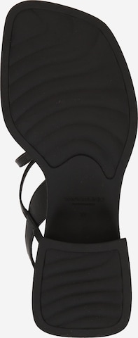 VAGABOND SHOEMAKERS Páskové sandály 'INES' – černá