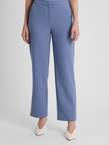 GUIDO MARIA KRETSCHMER FOR BRIDGERTON regular Bukser 'Daphne' i blå: forside