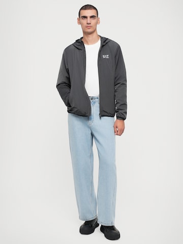 Geacă de primăvară-toamnă de la EA7 Emporio Armani pe gri