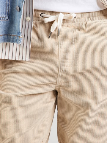 Regular Pantalon Lindbergh en gris