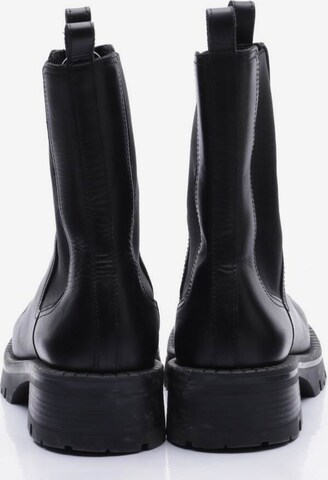 VERSACE Dress Boots in 39,5 in Black